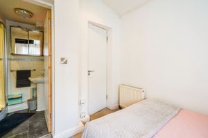 Photo 30- click for photo gallery